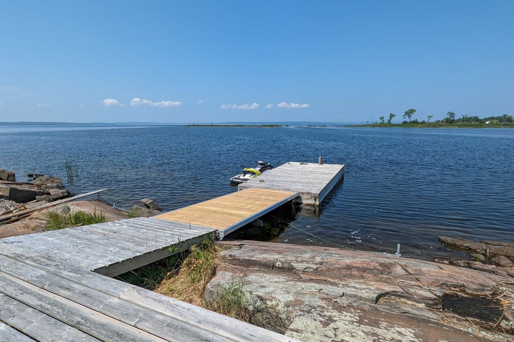 2 Island 130 Honey Harbour Georgian Bay image 1