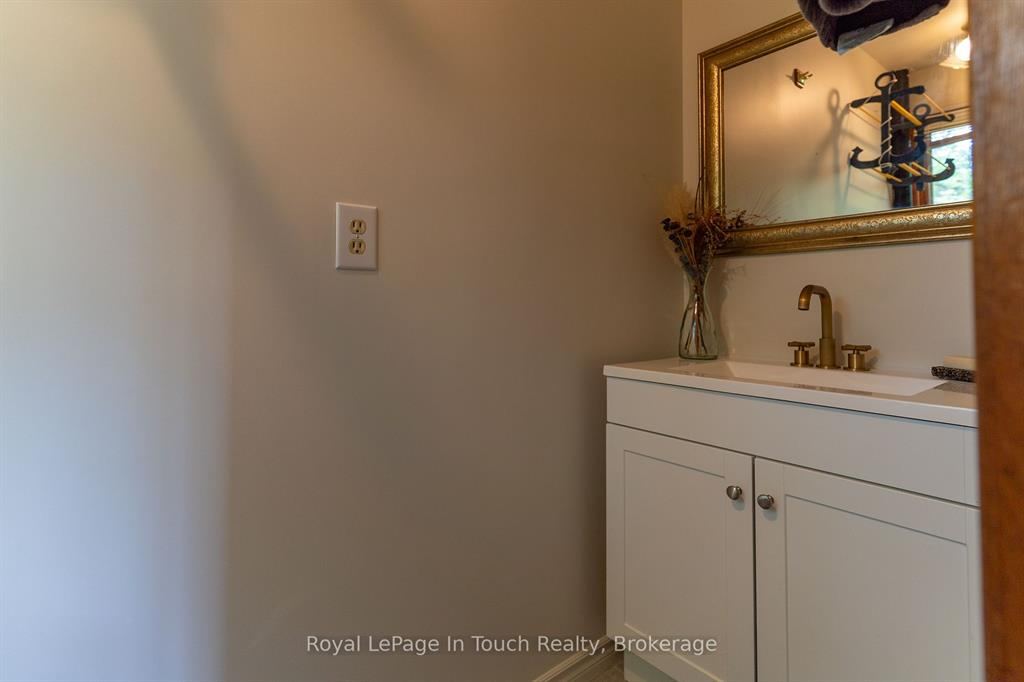 3098 Little Beausoleil Island Honey Harbour Georgian Bay Muskoka image 11