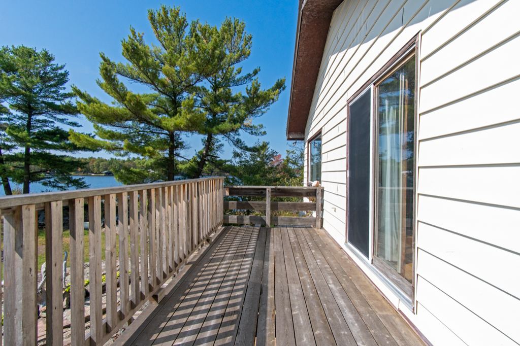 27142 Georgian Bay Shore Honey Harbour image 13