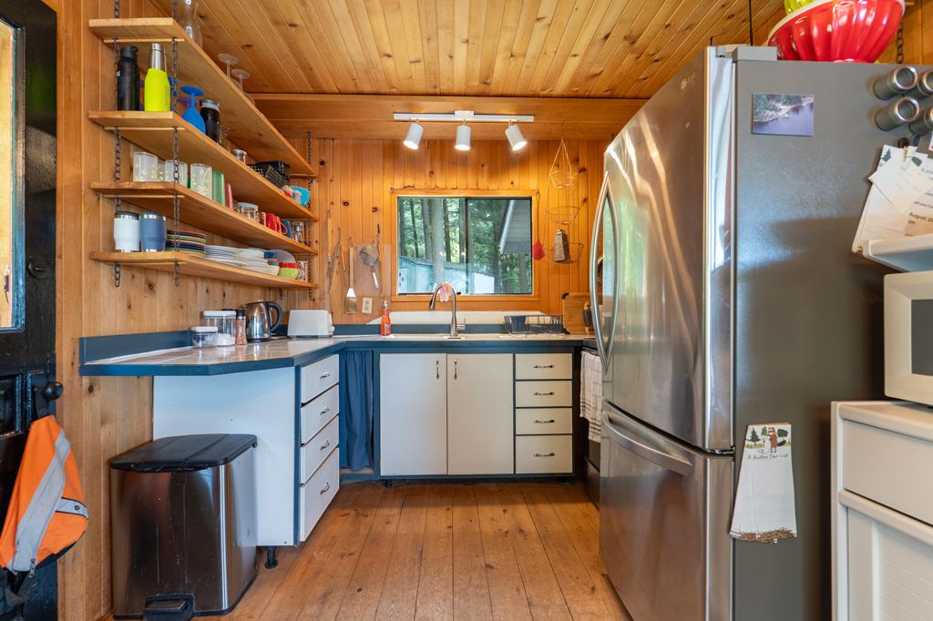 15052 Georgian Bay Shore Honey Harbour Muskoka image 14