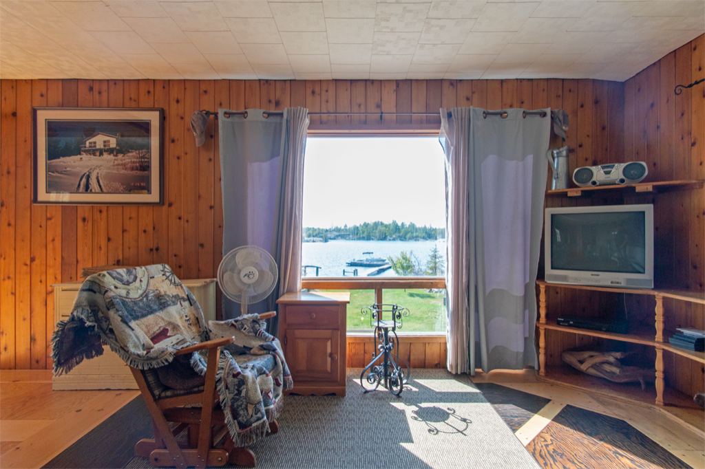 27142 Georgian Bay Shore Honey Harbour image 16
