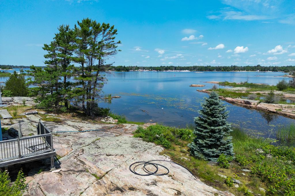 4 Island 470 Honey Harbour Georgian Bay Muskoka image 7