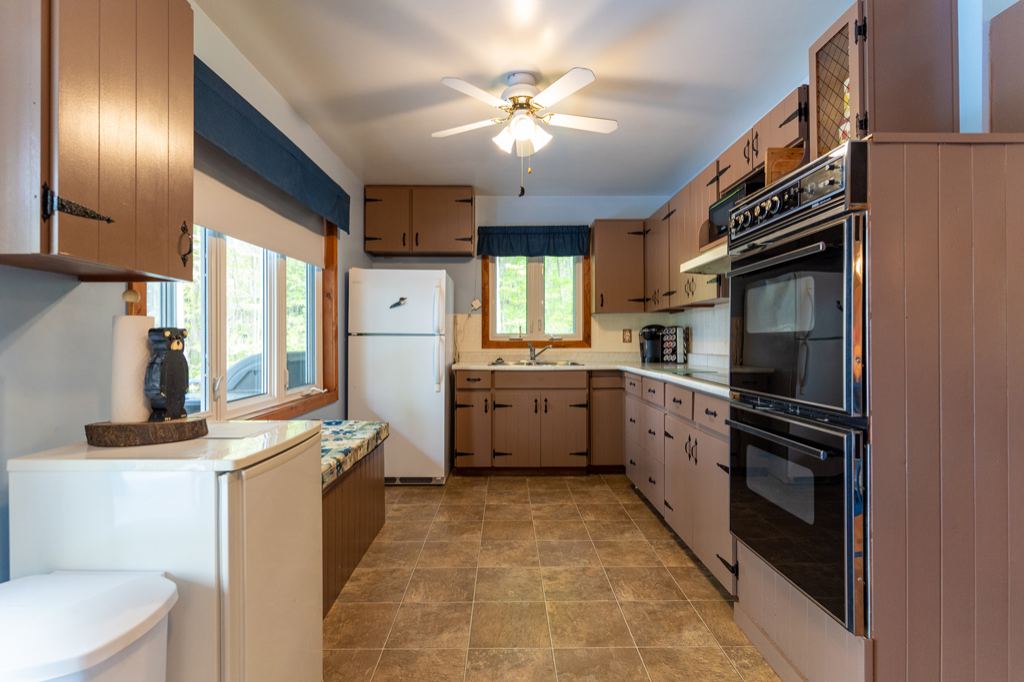 10080 Georgian Bay Shore Honey Harbour Muskoka image 9